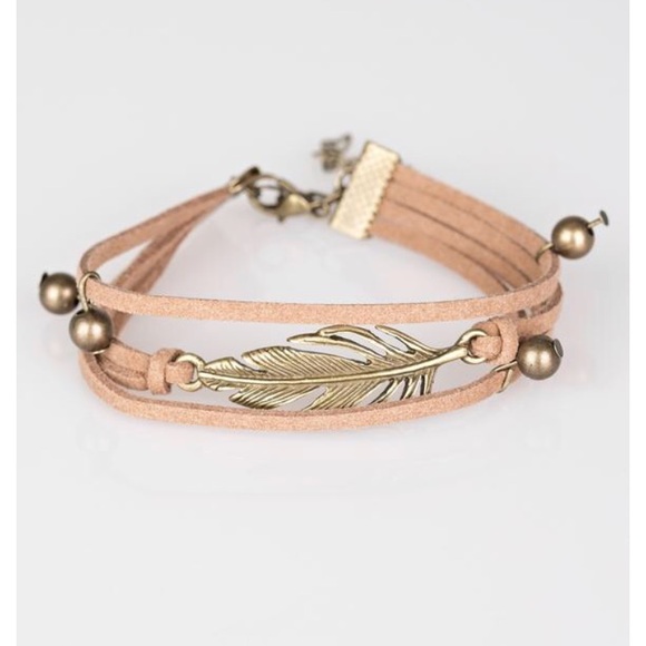 paparazzi Jewelry - NWT, Paparazzi Brass Feather Brown Suede Bracelet